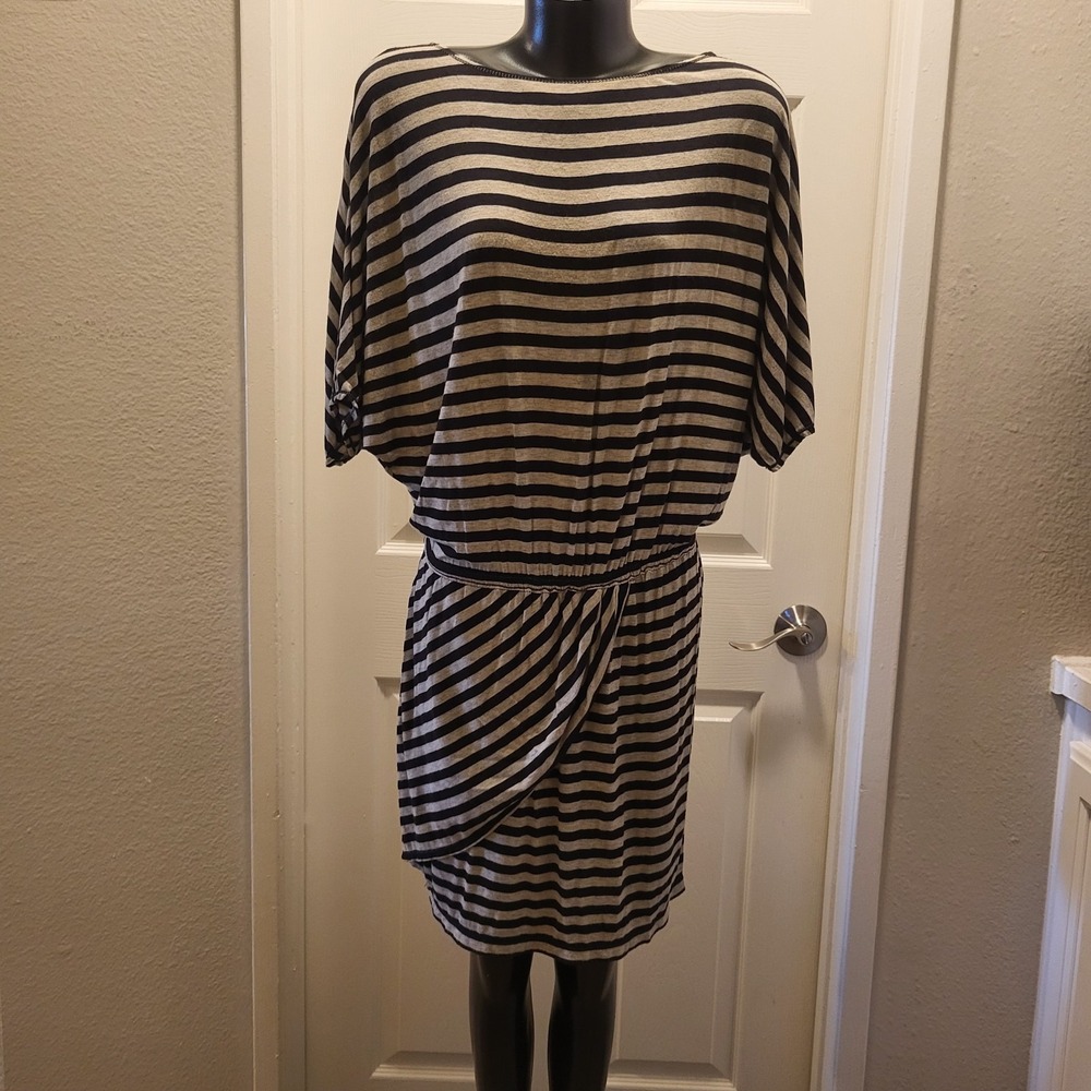 Max Studio Black & Gray Stripped Dress Size Small 95%‎ Rayon